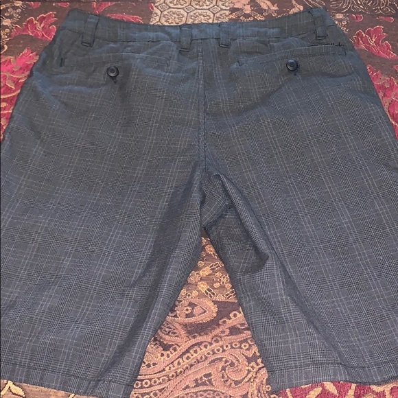 O’Neill standard fit size 30 shorts - Picture 3 of 4